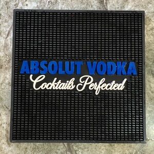 Absolut Vodka Cocktails Perfected’ Bar / Spill Mat